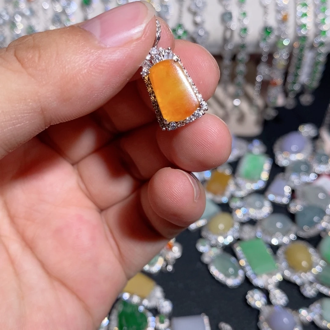 翡翠银S925镶嵌颈饰j ji k