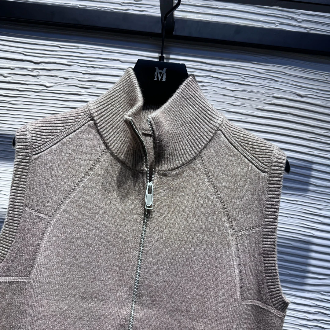 087-秋冬新款时尚高奢新款老钱风立领针织马甲休闲百搭男士89003