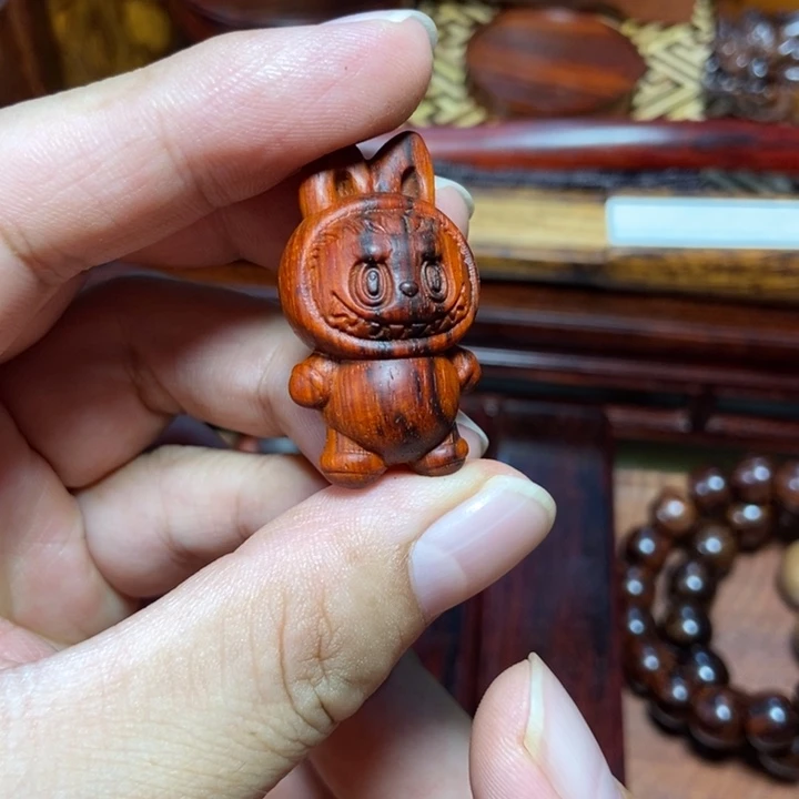 檀香紫檀（小叶紫檀）瑞兽