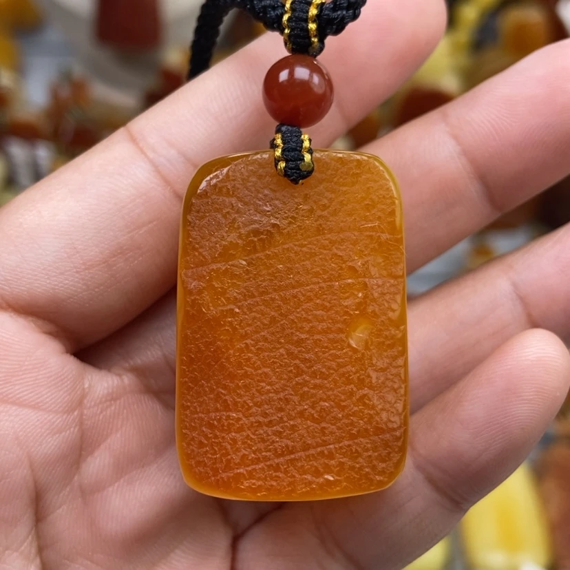 【闪购商品】琥珀颈饰未镶嵌