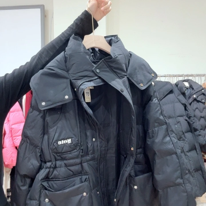 杜***心芮娜依莲芮娜依莲