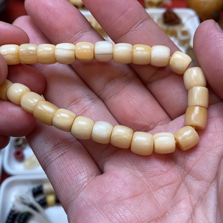 桁***玛瑙/玉髓颈饰合金