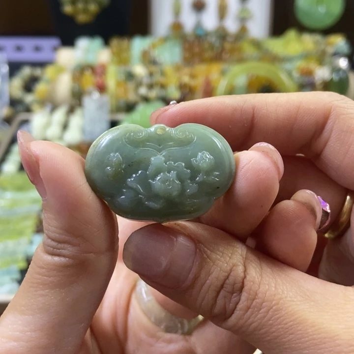 蛇纹石玉配件未镶嵌