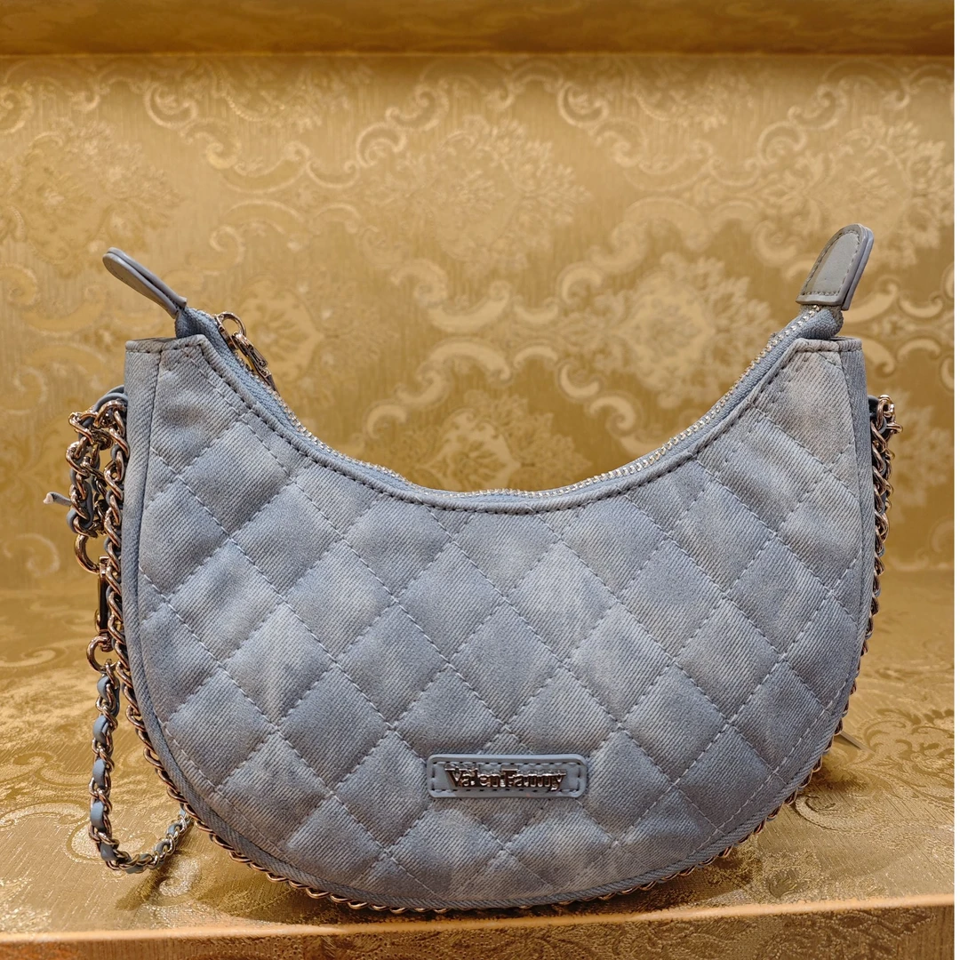 2025新款时尚潮流斜跨包111