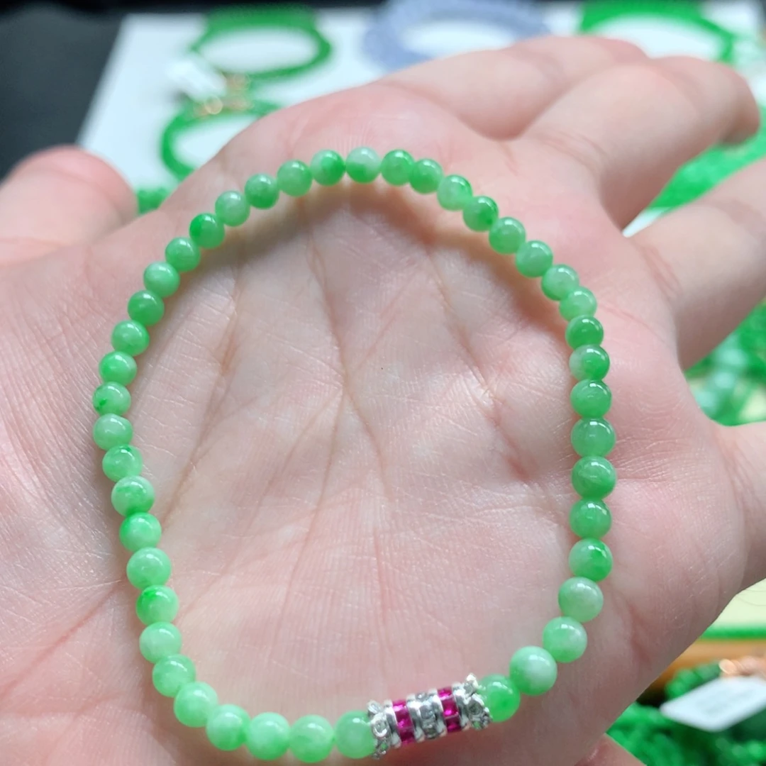 翡翠未镶嵌手链翡翠