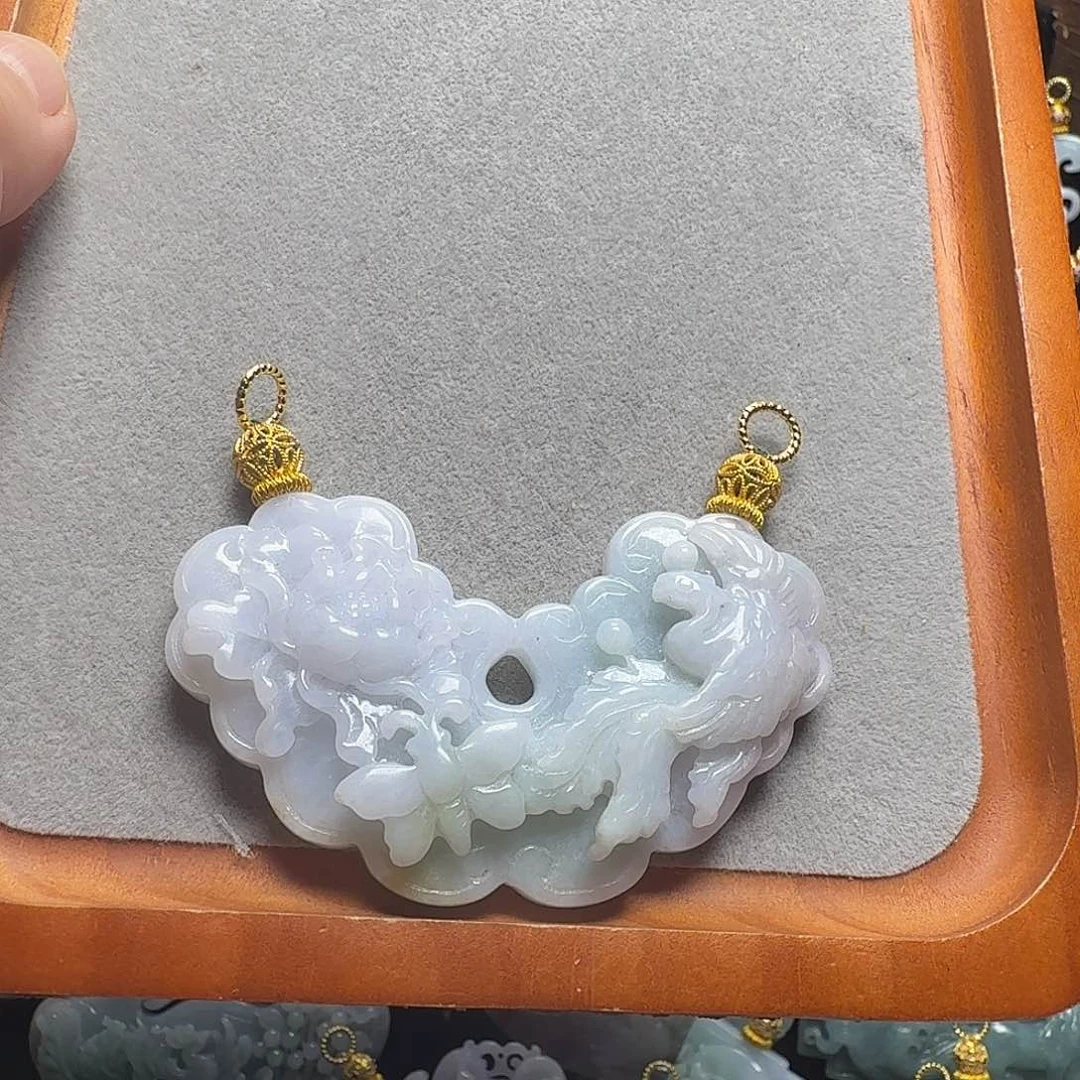 吊坠(赠链)未镶嵌翡翠