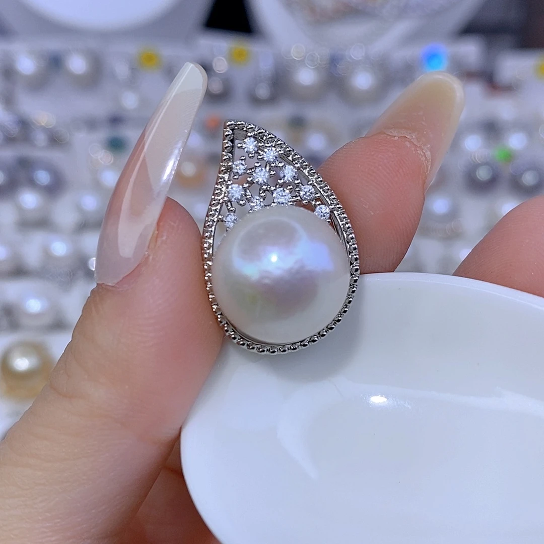 淡水珍珠颈饰合金