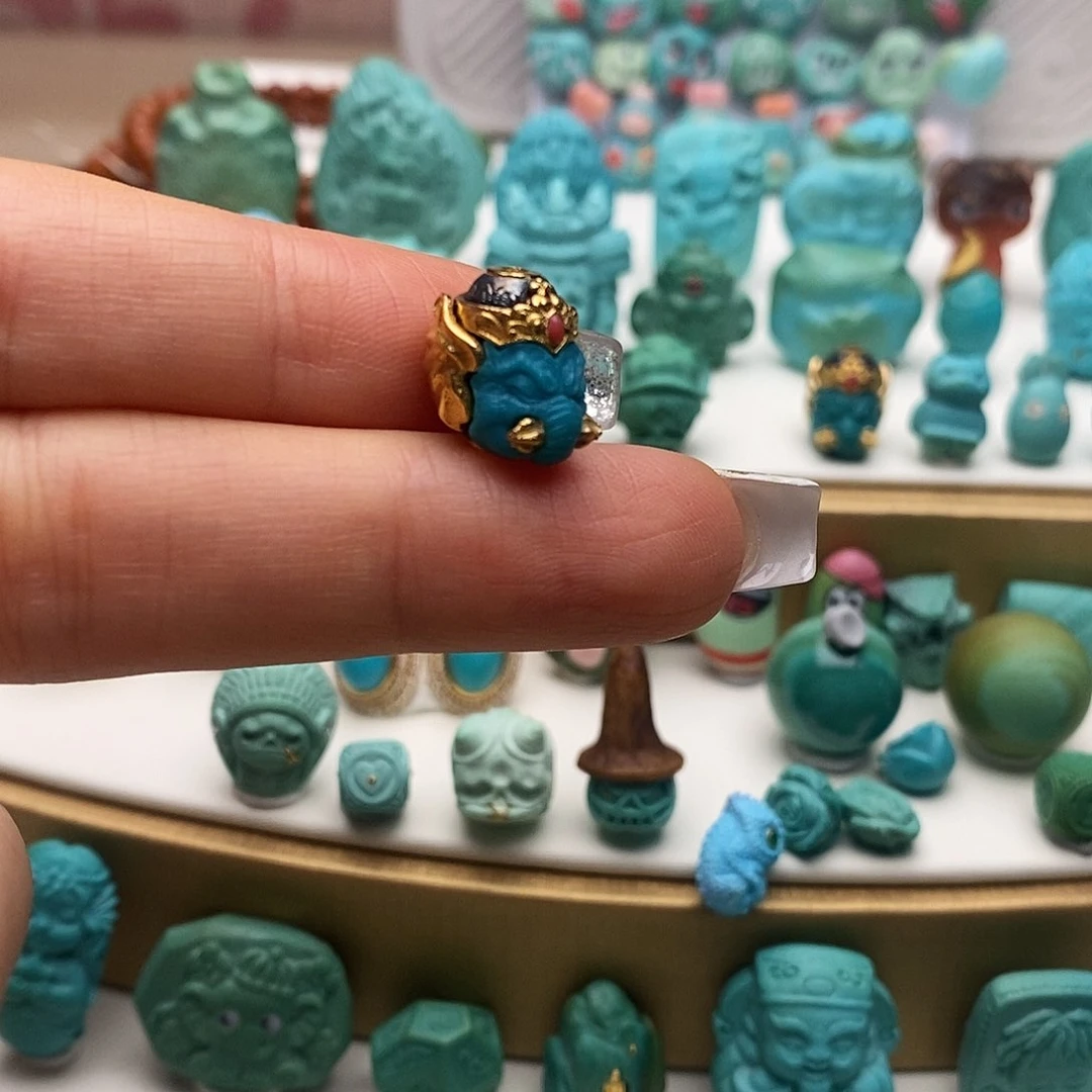 绿松石饰品未镶嵌