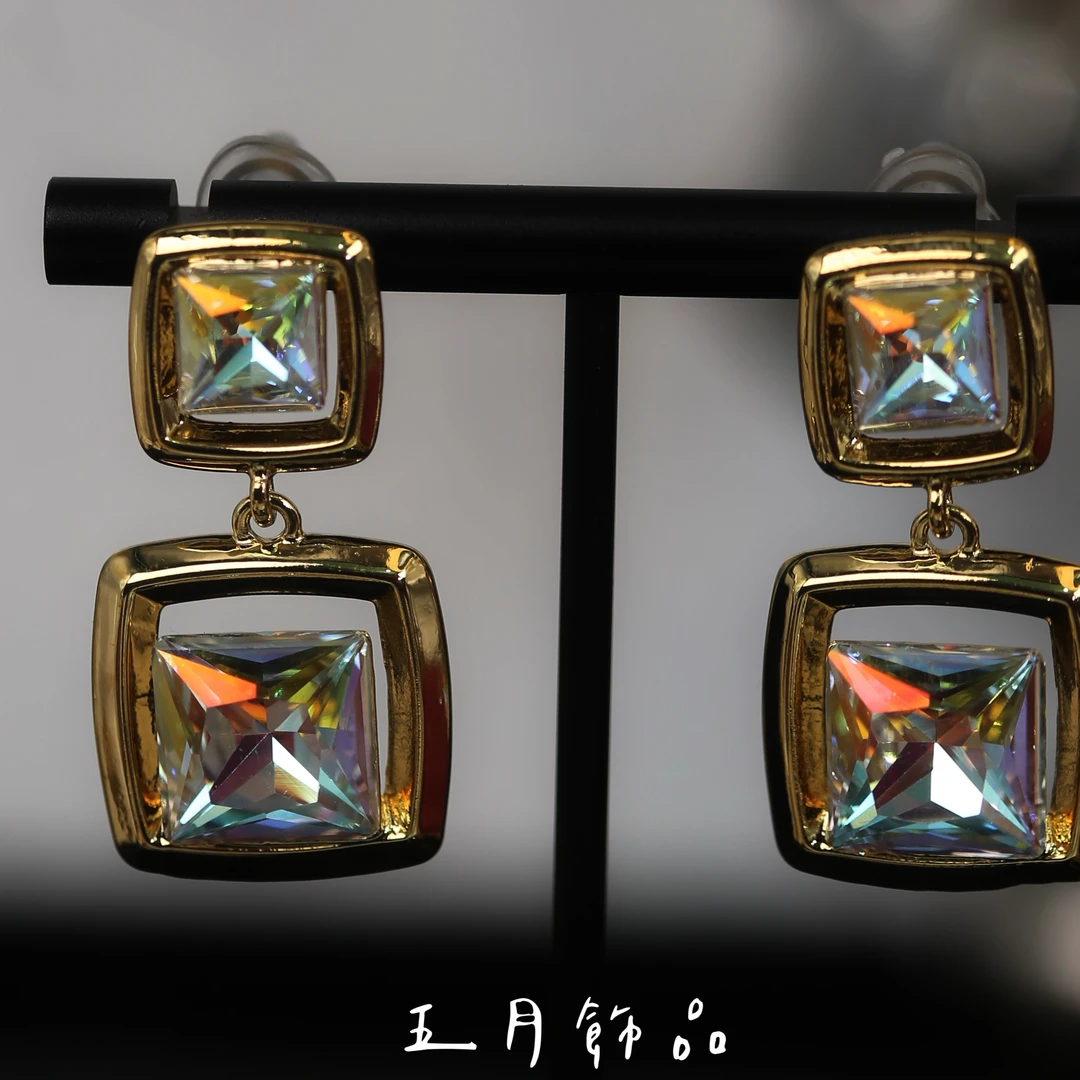 铜合金耳饰 轻奢高级感方形大气气质耳环