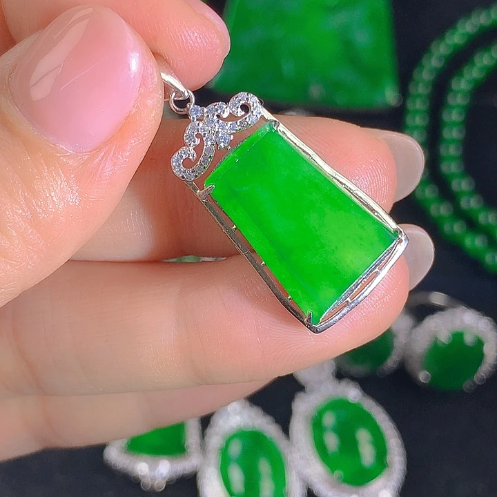 翡翠吊坠(不含链)银S925镶嵌