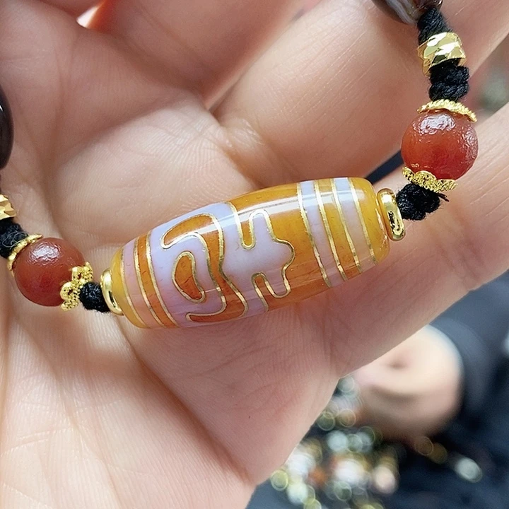 玛瑙/玉髓颈饰合金