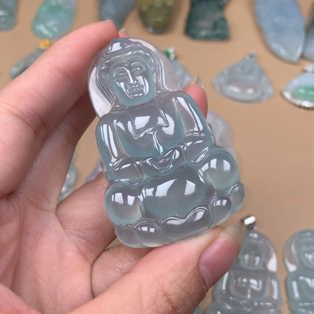 翡翠未镶嵌颈饰缅甸翡翠