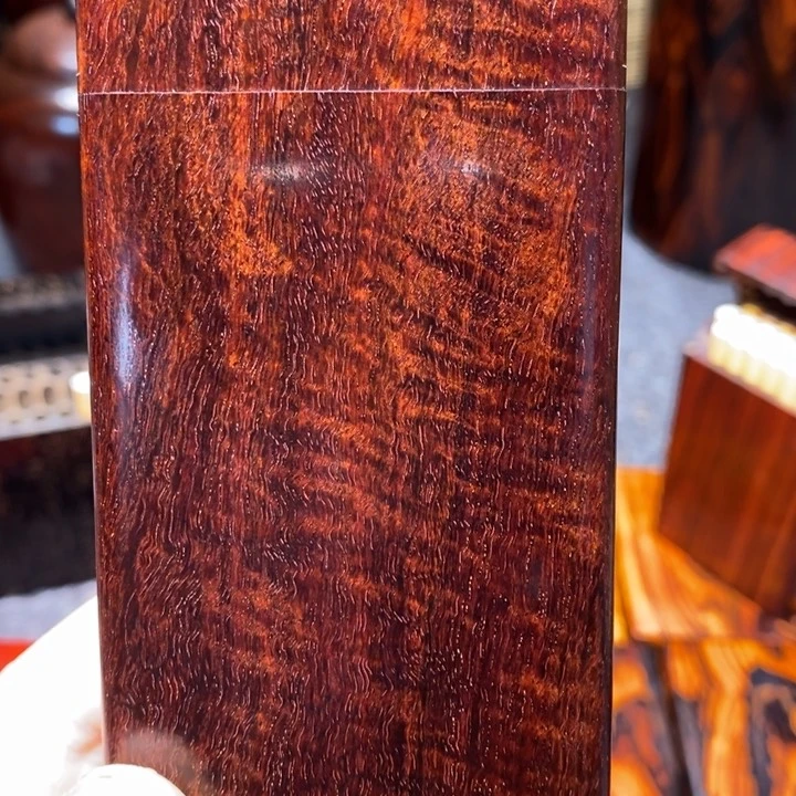 染料紫檀（血檀）颜*东细