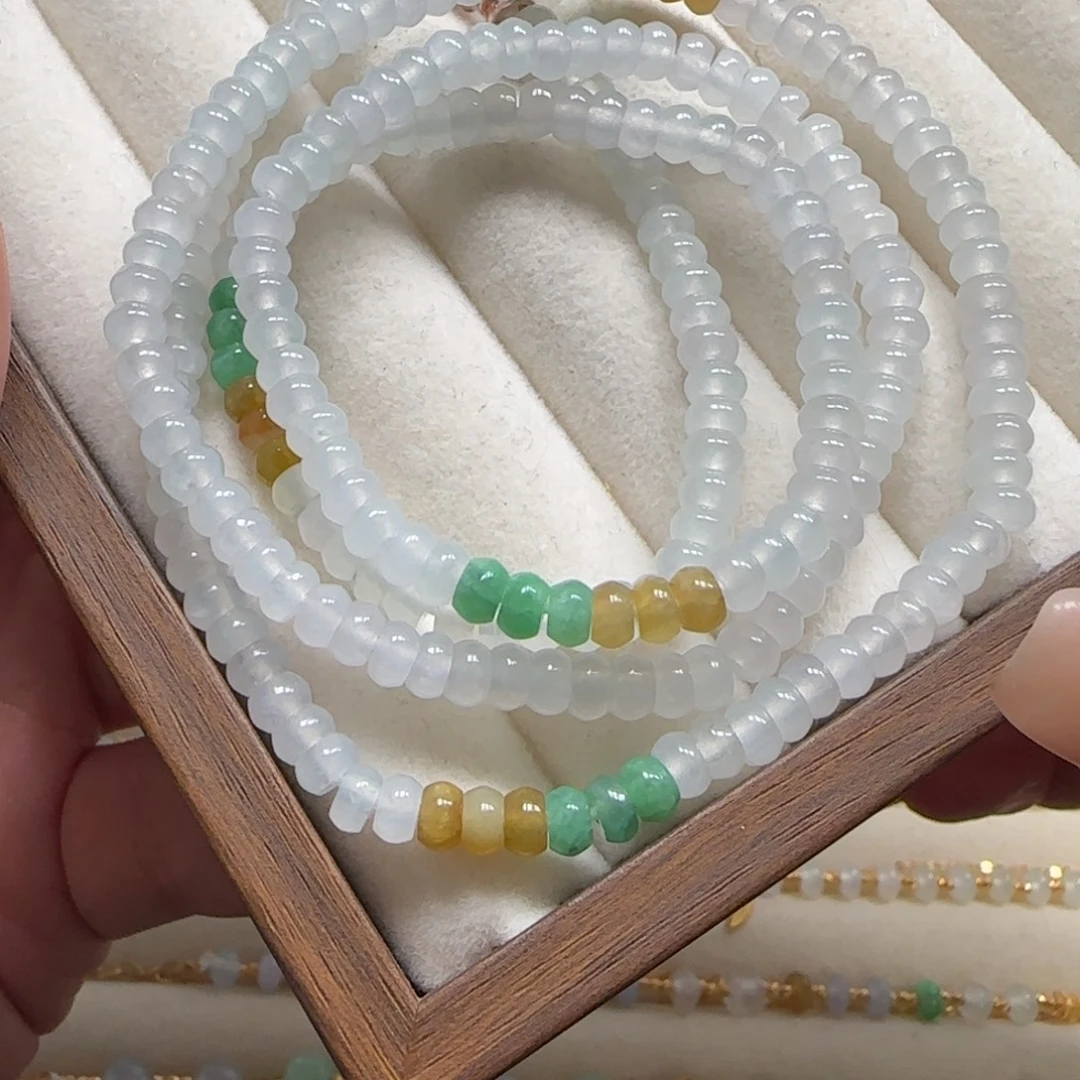 翡翠未镶嵌手链卡4.6