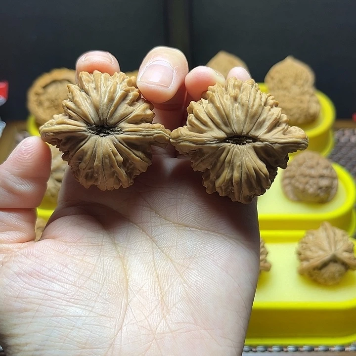 文玩核桃吊坠44尺寸四座楼