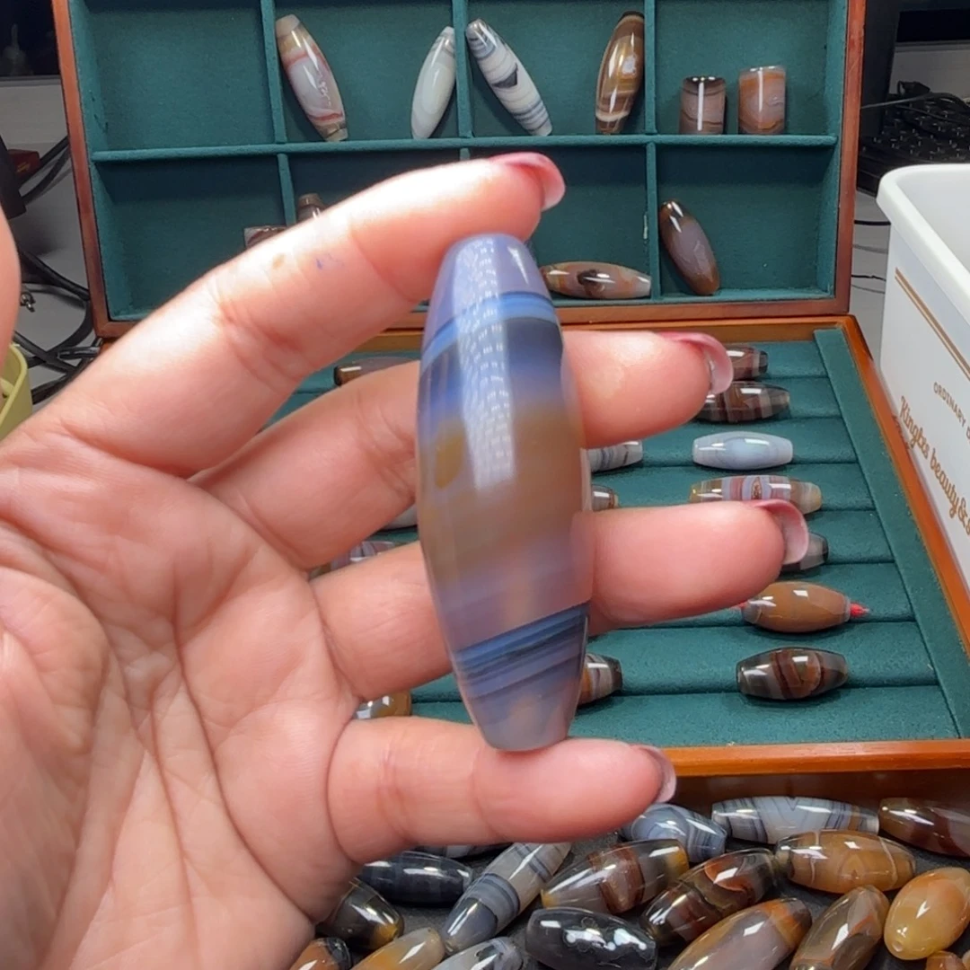 一***人玛瑙/玉髓未镶嵌颈饰