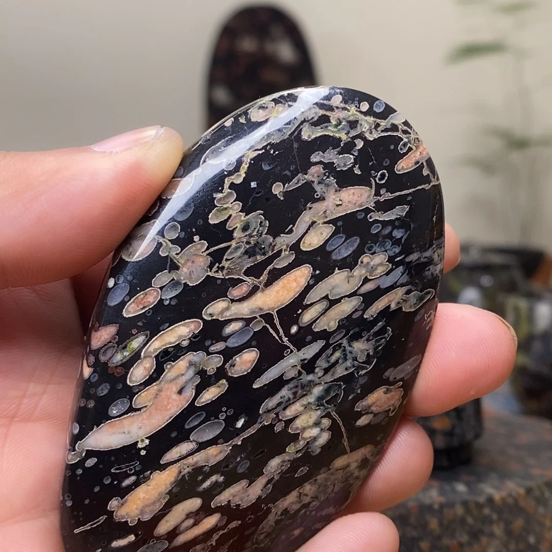 豫石匠梅花玉安山玉老料微瑕