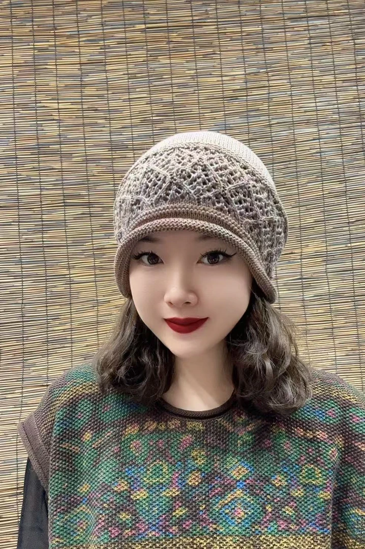 百搭透气彩虹色堆堆帽