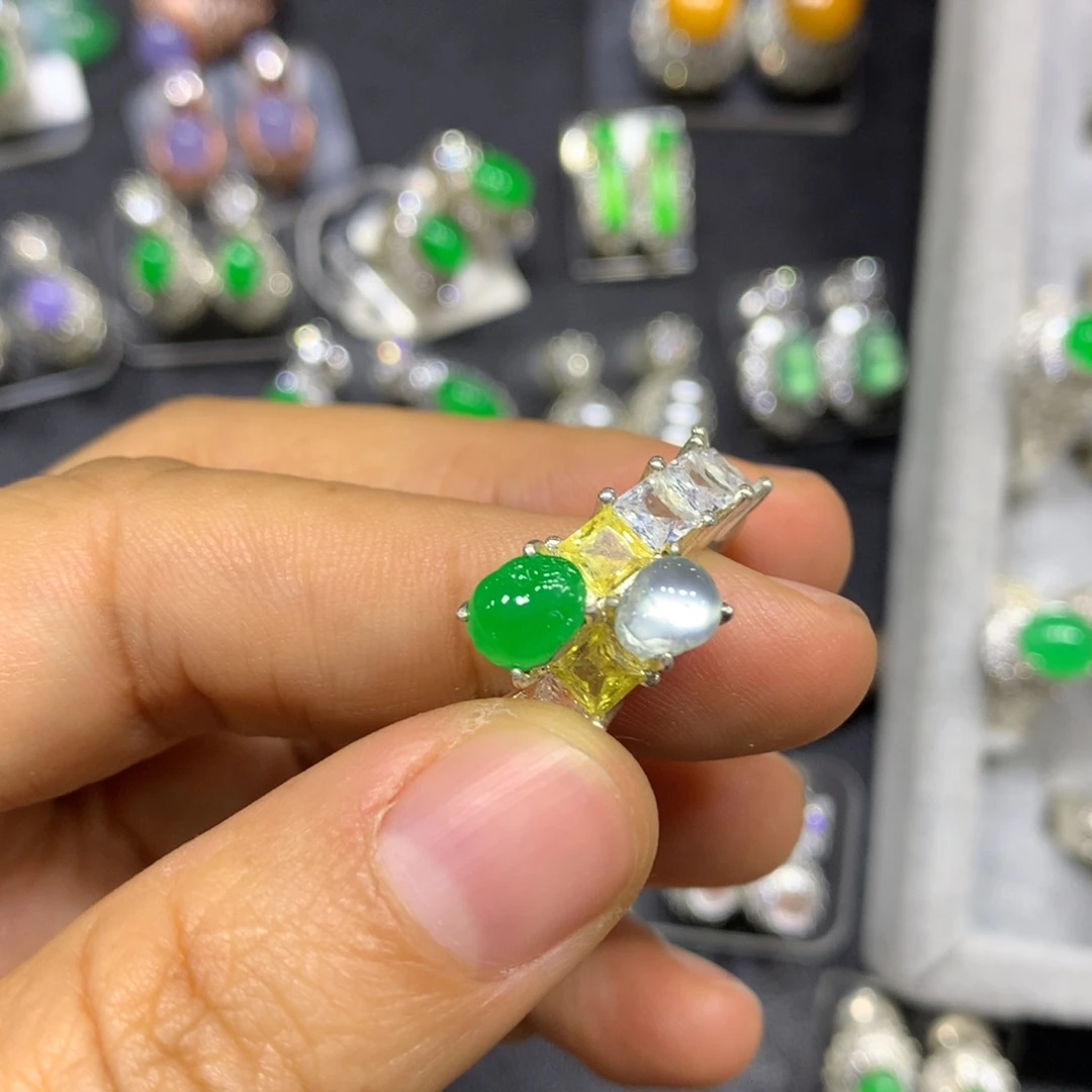 定制翡翠未镶嵌买断不退