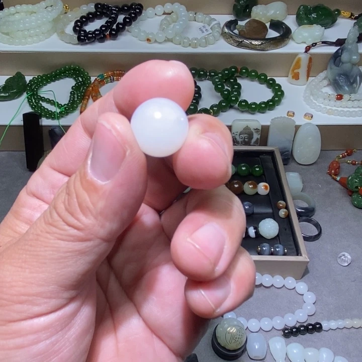 快***阳和田玉未镶嵌手链