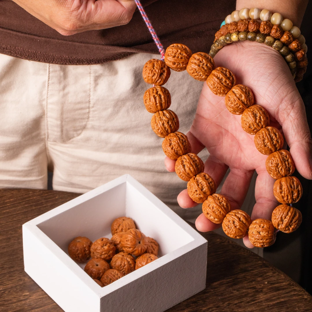 23mm左右《门头沟凹底方墩》小核桃文玩手串 腊皮油透小八棱