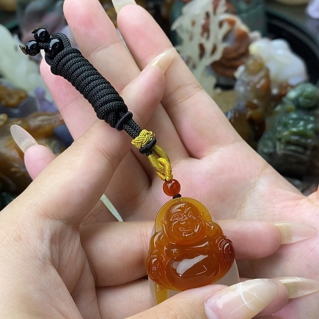 小***小玛瑙/玉髓未镶嵌颈饰