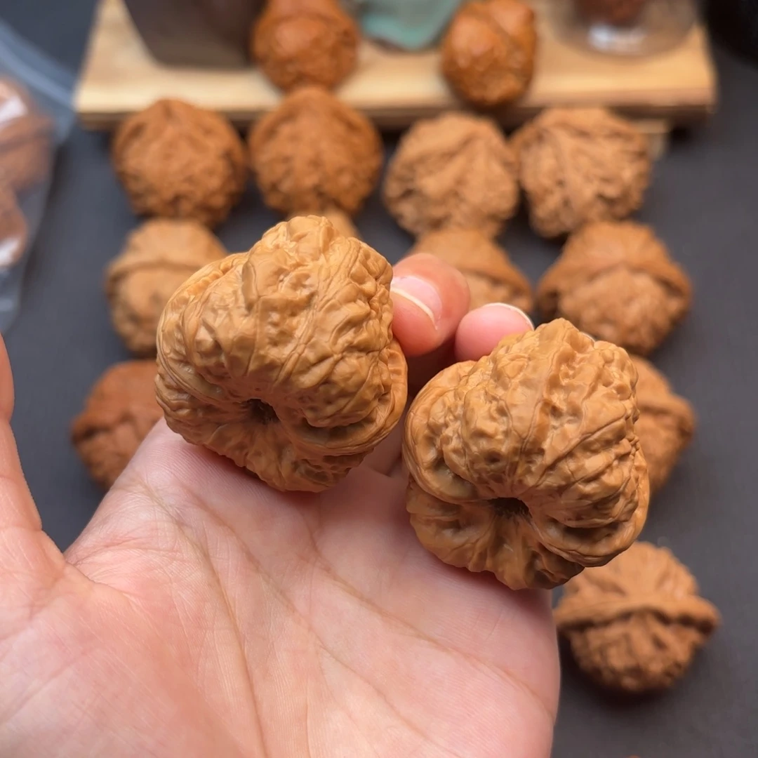 文玩核桃把件健美蛙40肚44