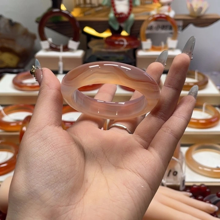 玛瑙/玉髓未镶嵌手镯