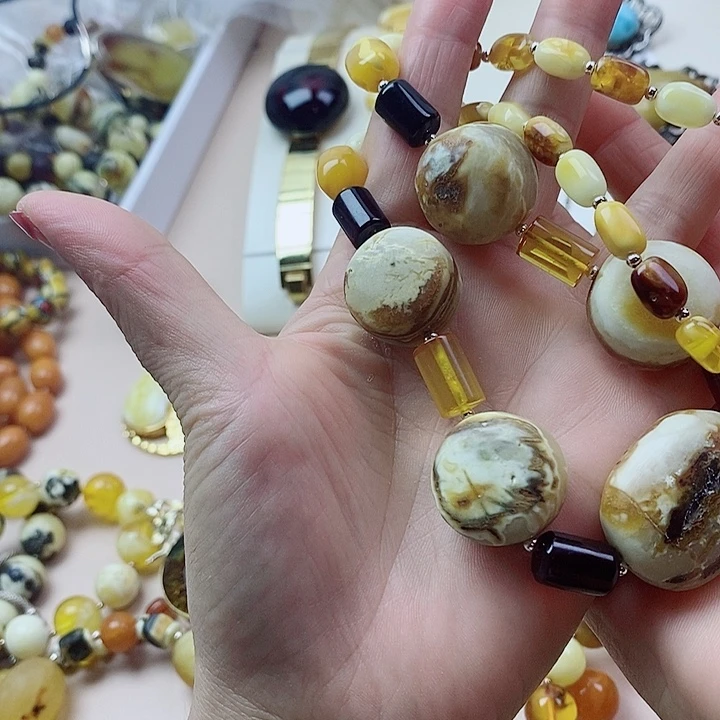 琥珀未镶嵌颈饰植物珀项链