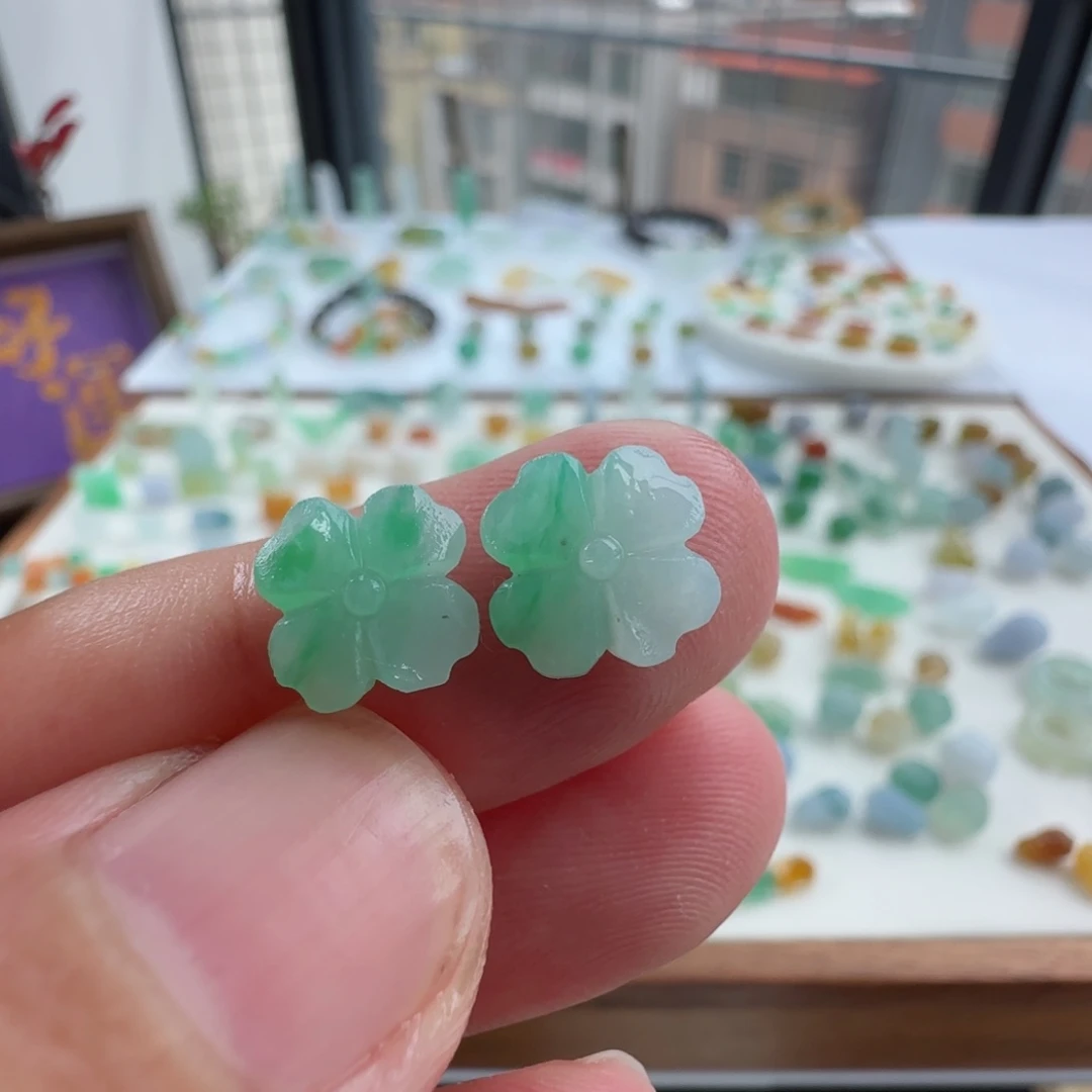 未镶嵌定制翡翠定制翡翠毛货不退不换