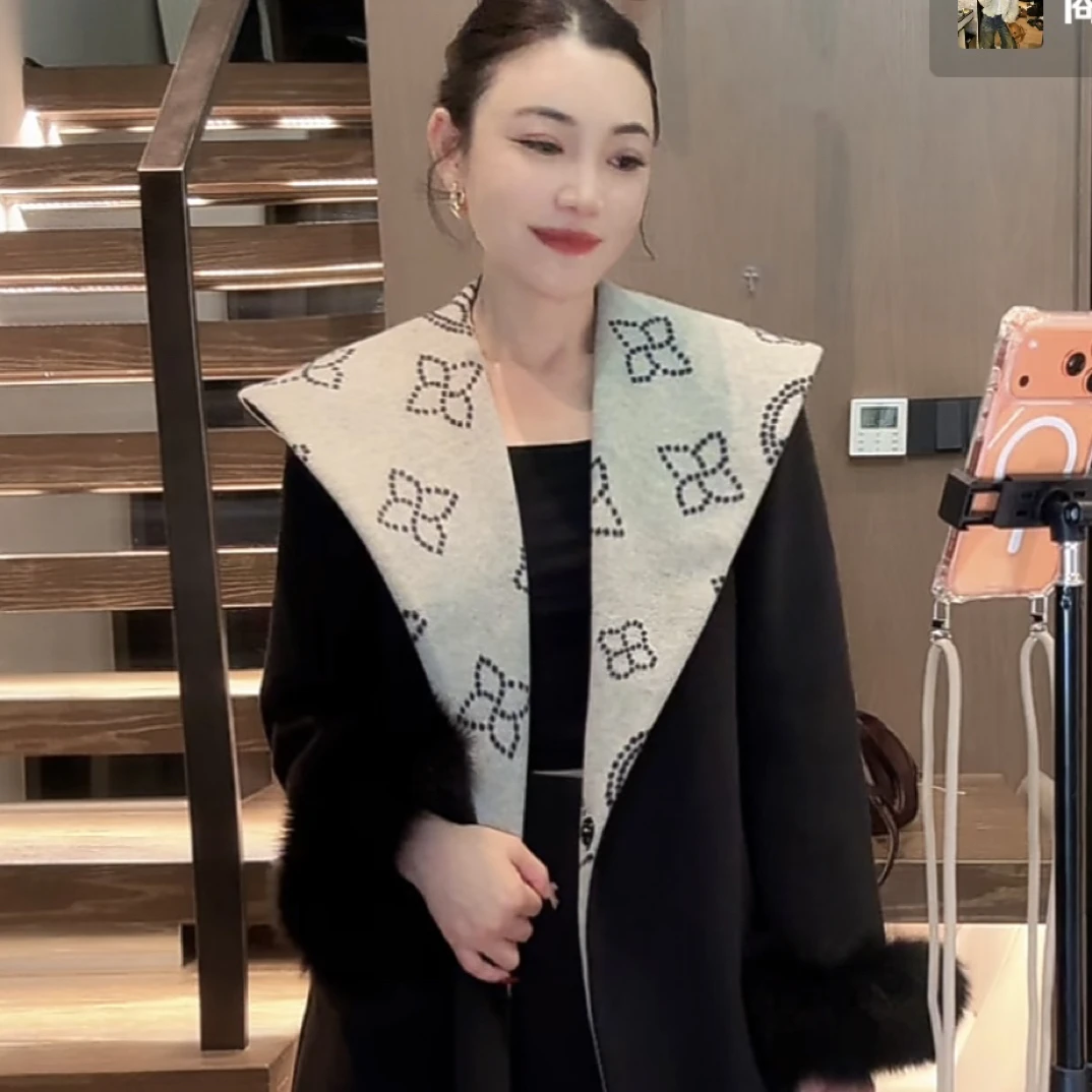 933秋季印花连帽双面中长款毛呢外套女气质名媛风