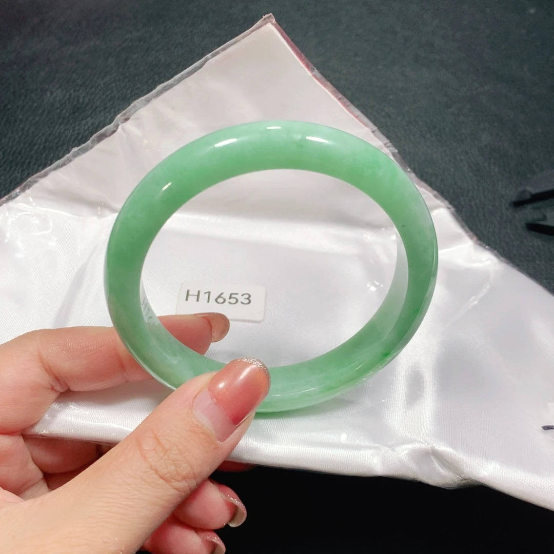 翡翠未镶嵌手镯03