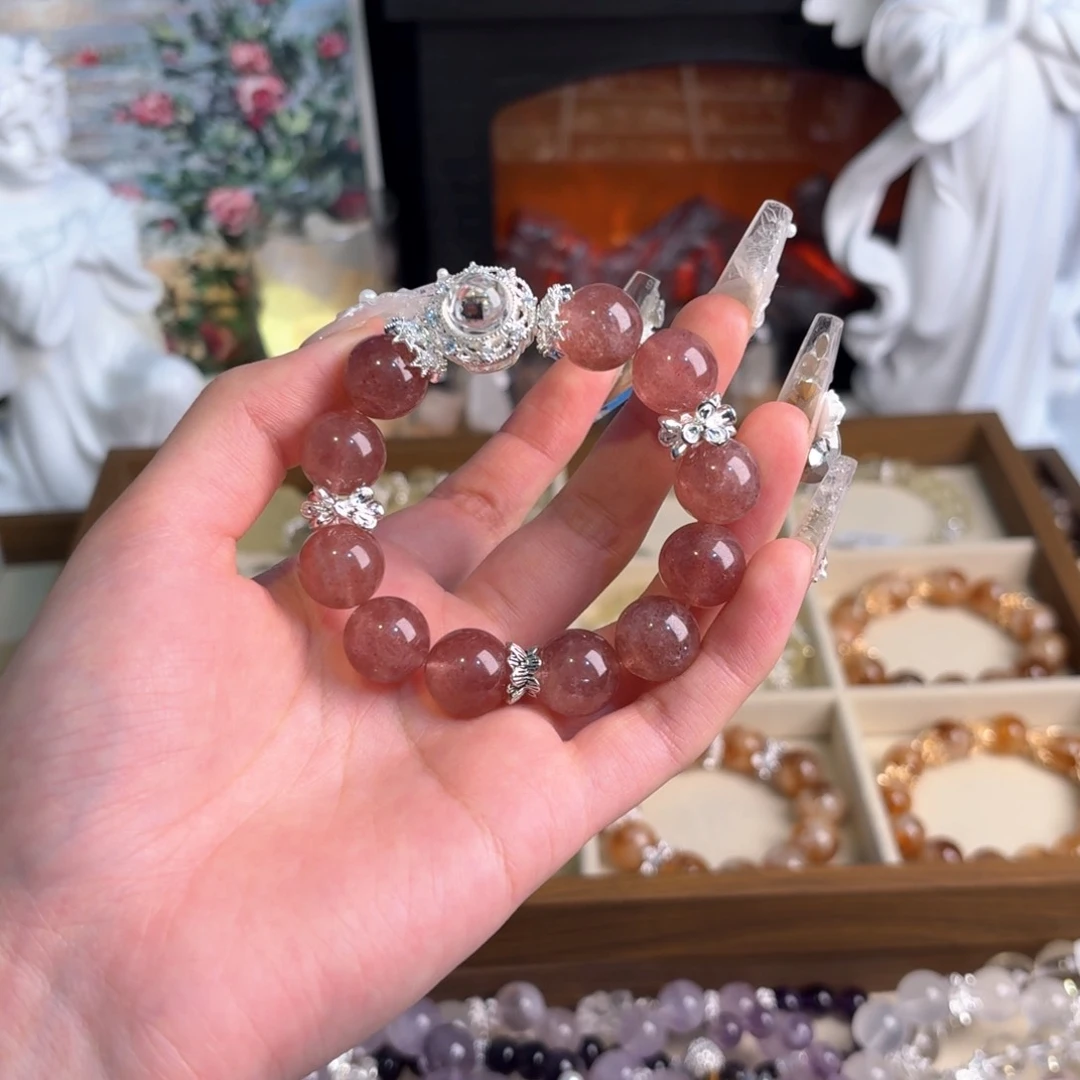 水晶手串18K金镶嵌草莓晶