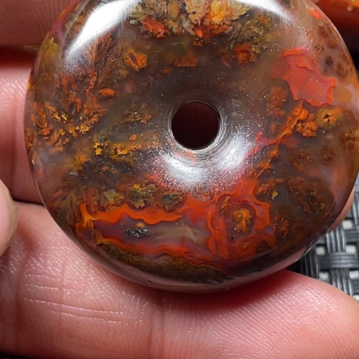 用***6玛瑙/玉髓未镶嵌颈饰