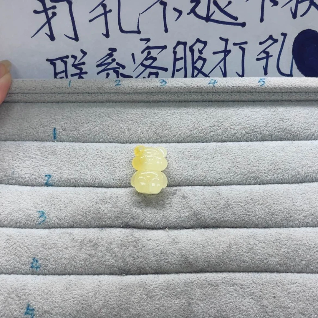 【闪购商品】琥珀裸石未镶嵌M****-天然琥珀