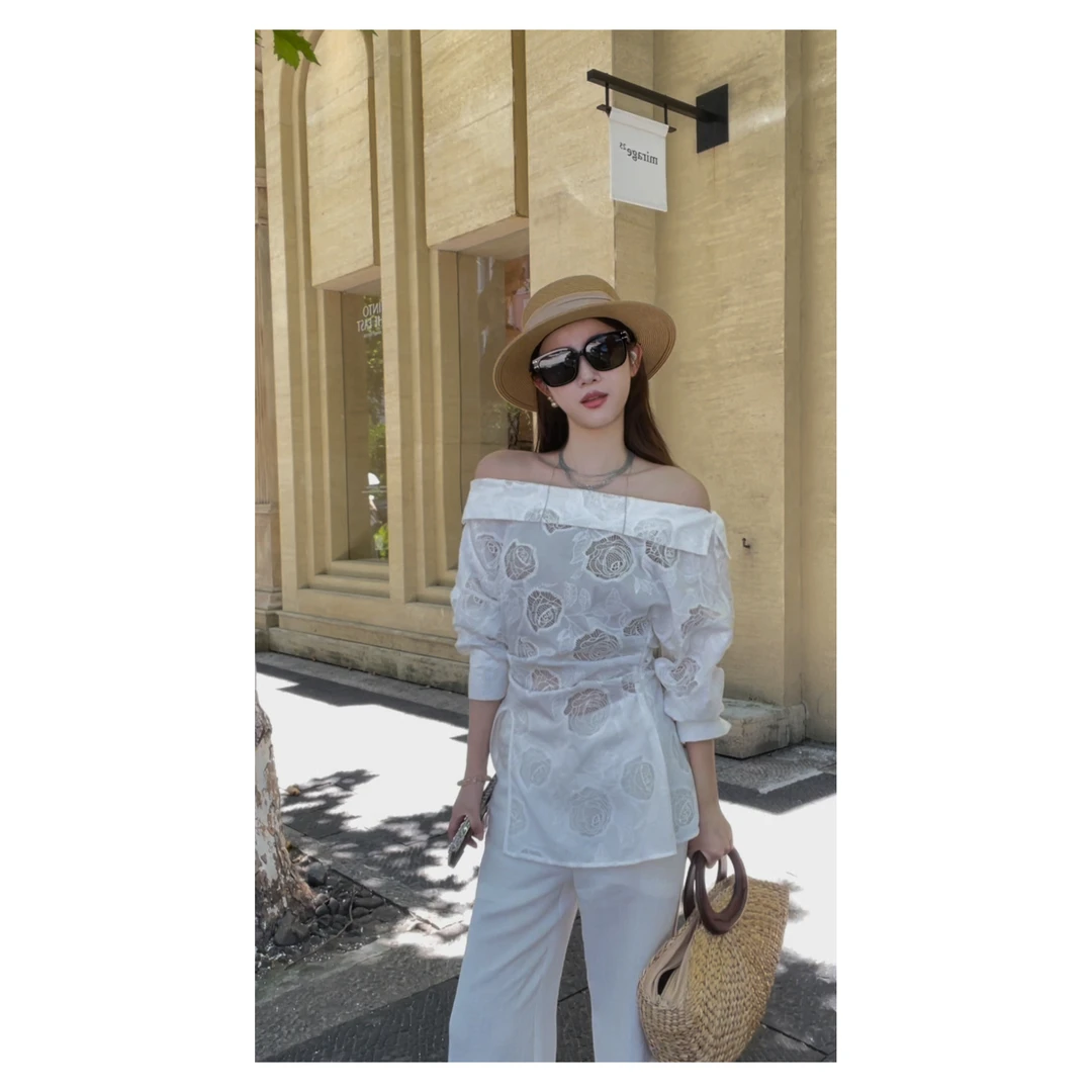 ZLeays林小允-织雪-一字领漏肩纯欲重工刺绣纯色防晒小衫XMXY117