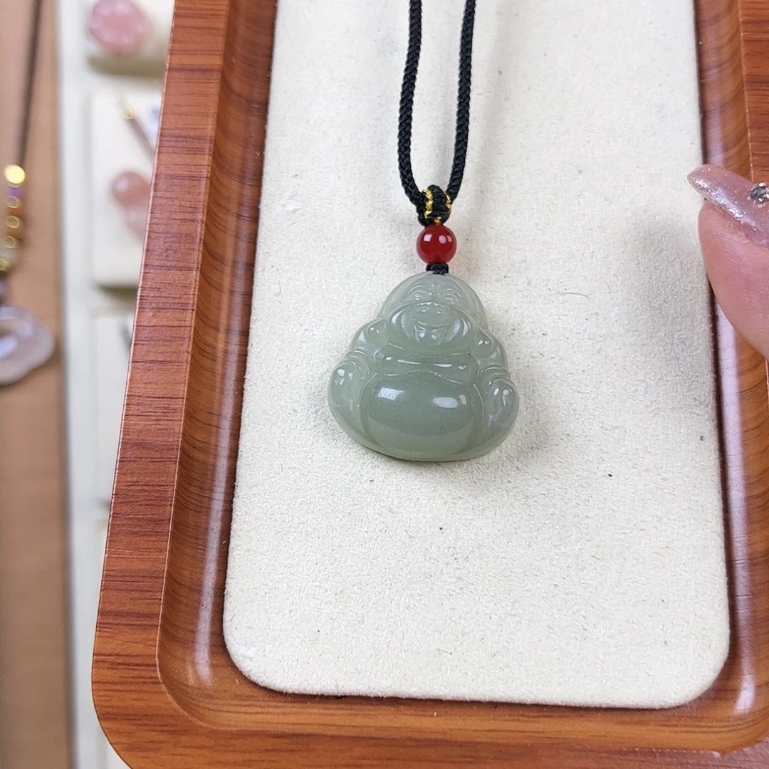 东陵石未镶嵌项链