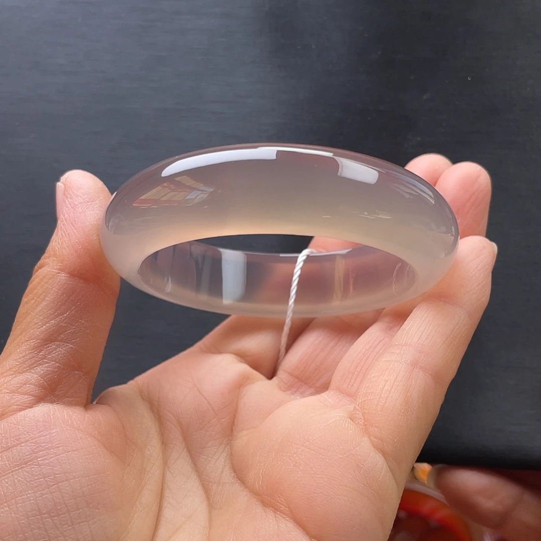 玛瑙/玉髓未镶嵌手镯56圈口