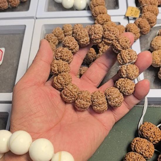 金刚菩提手串七瓣大金刚手串，24左右，元宝桩，下水秒沉