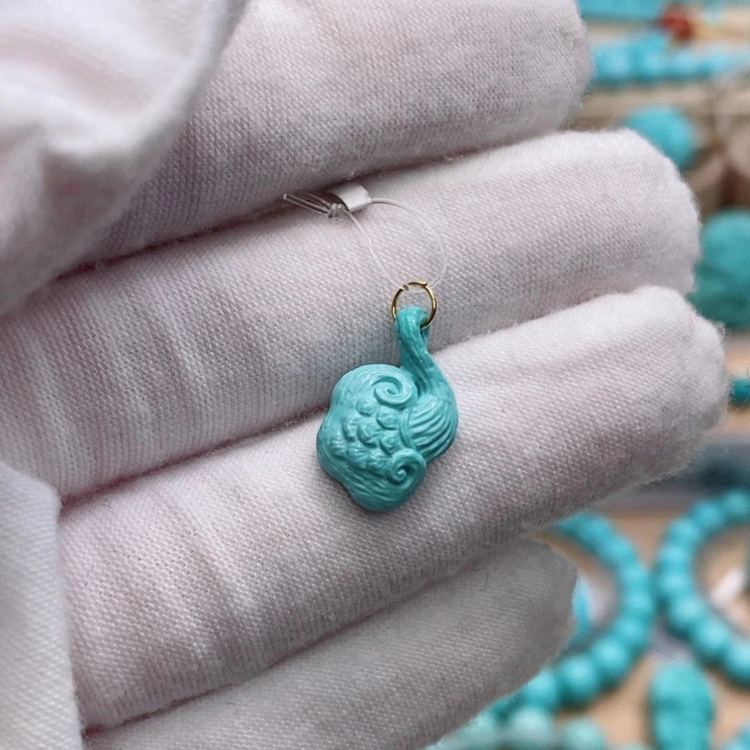 绿松石未镶嵌珠宝奇石