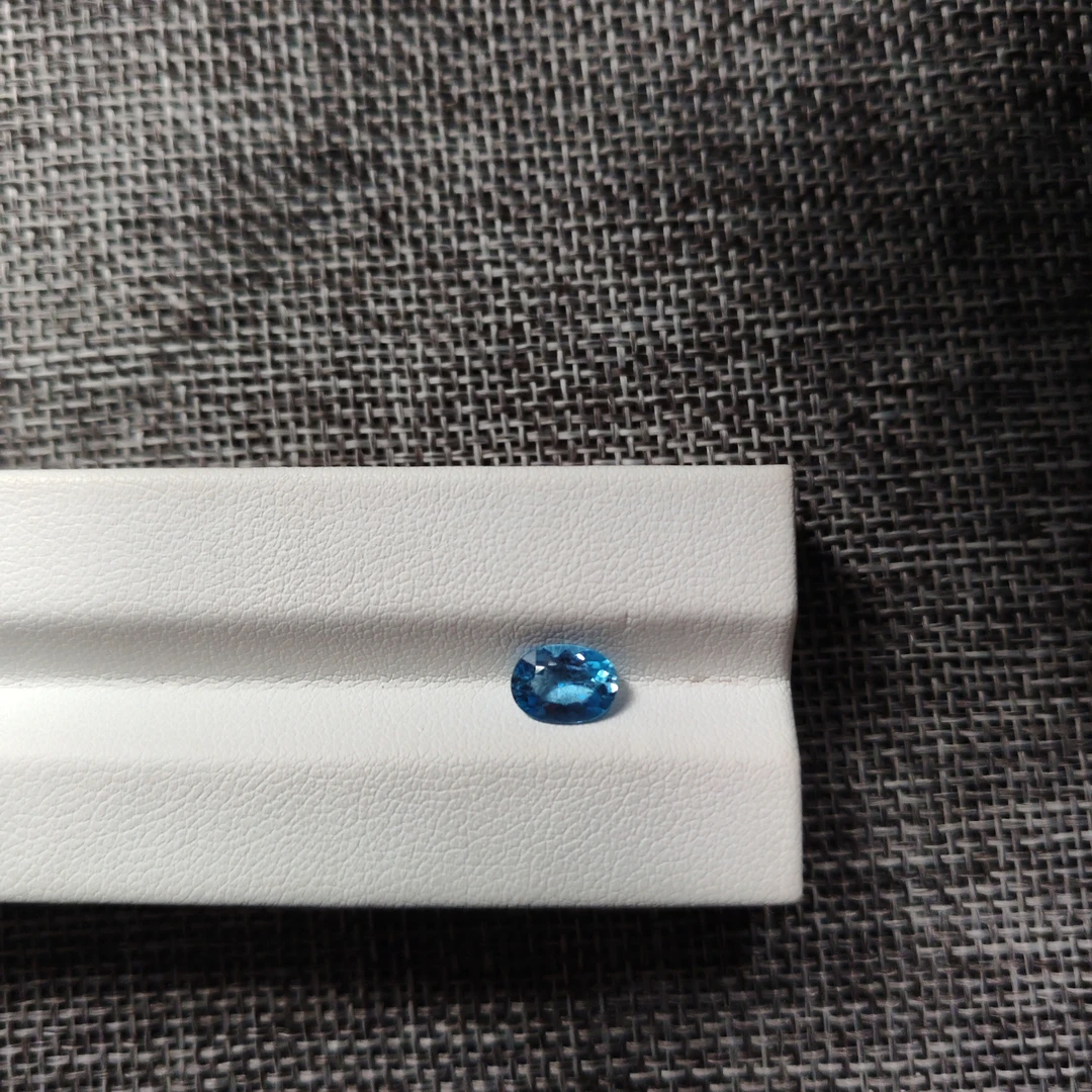 天然裸石精品超级圣玛利亚0.87CT