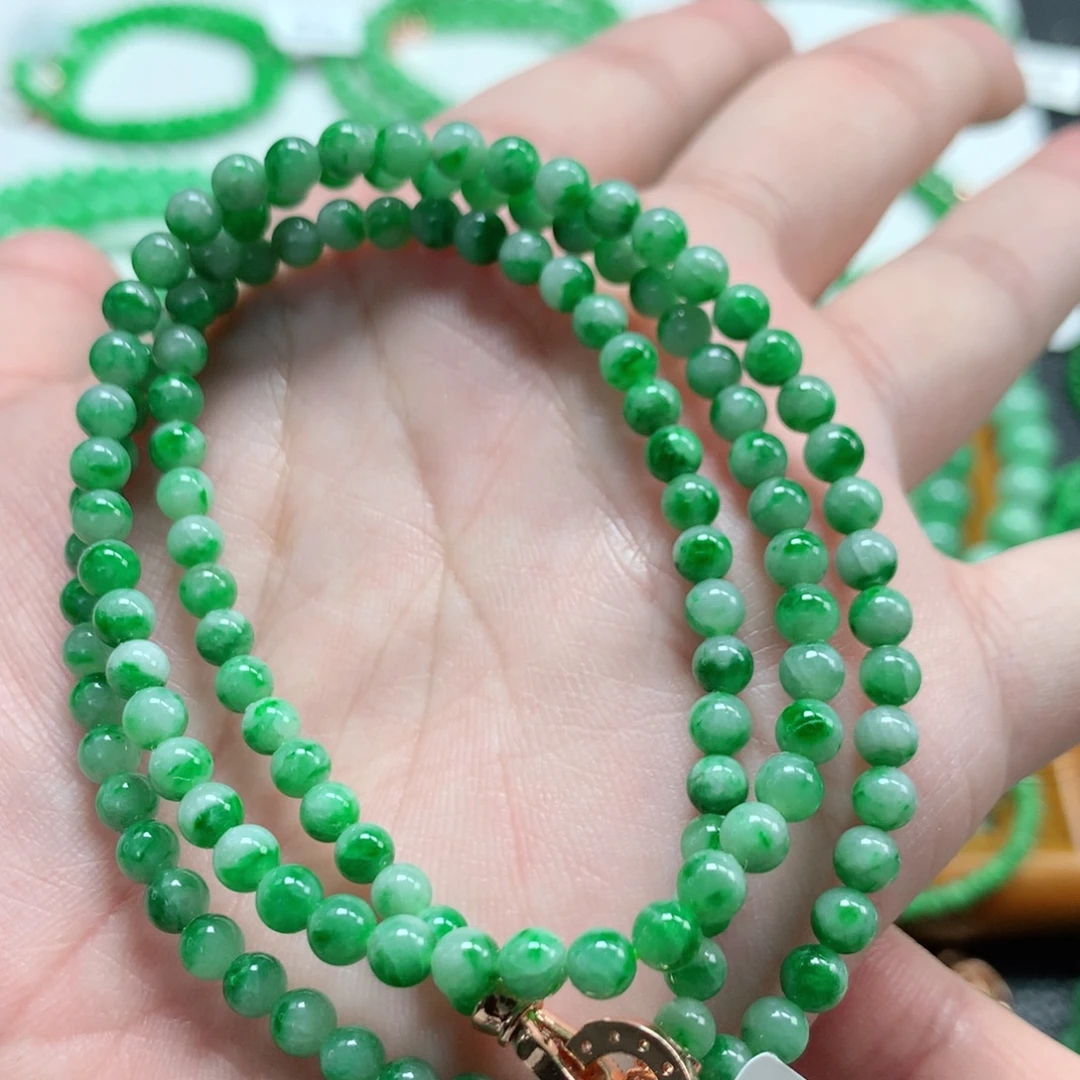 翡翠未镶嵌手链翡翠