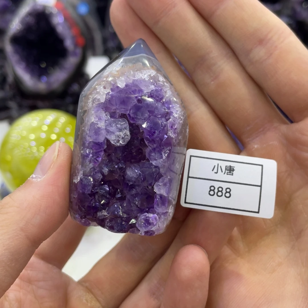 昊***首未镶嵌珠宝半成品水晶
