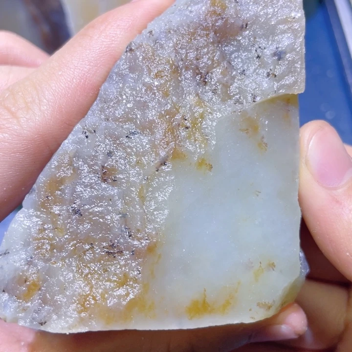 和田玉未镶嵌珠宝半成品