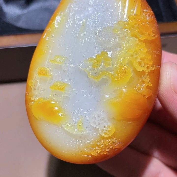 和田玉挂件未镶嵌心**神D1