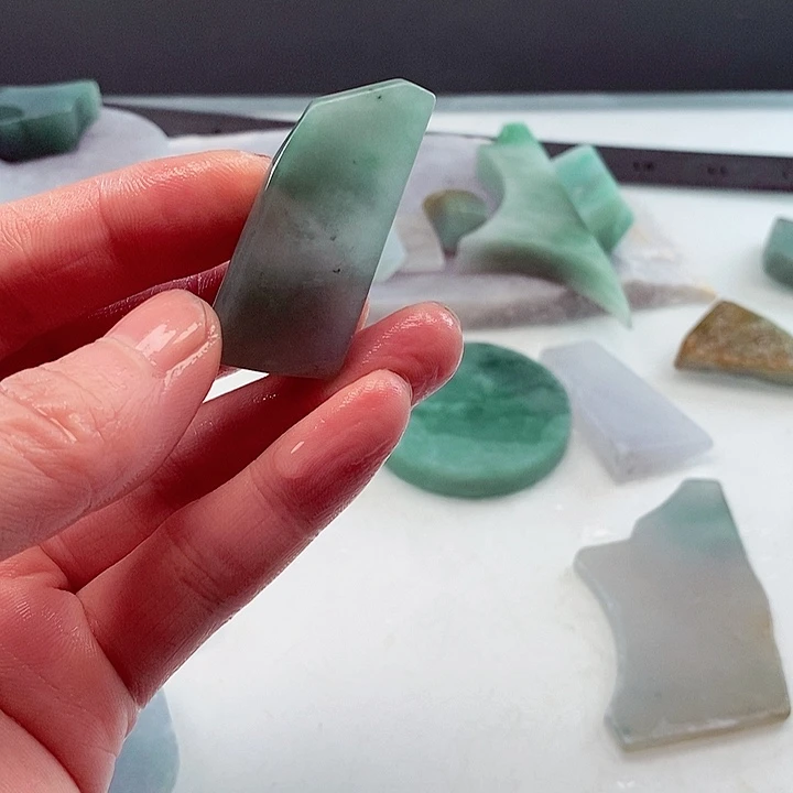 翡翠未镶嵌颈饰缅甸翡翠A货边角