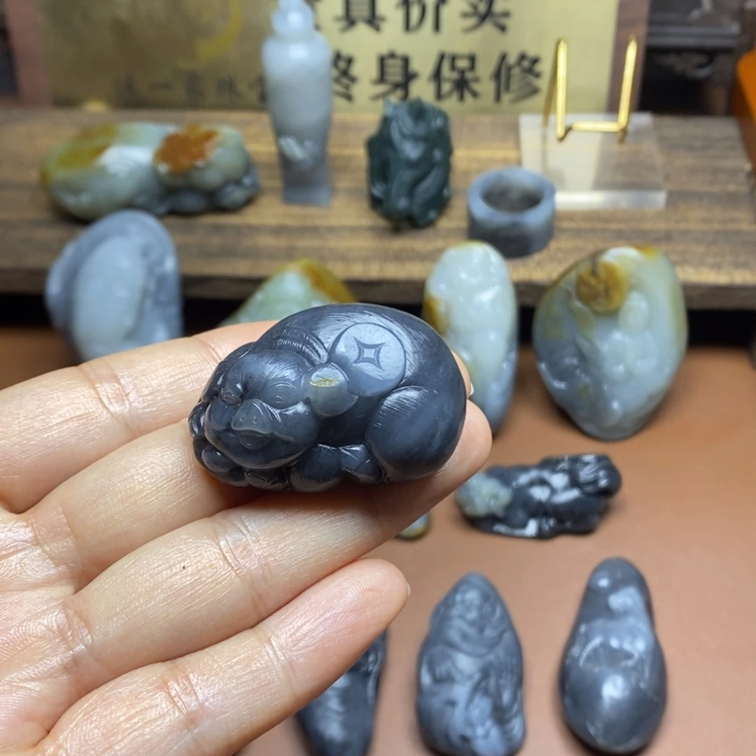 颈饰未镶嵌和田玉