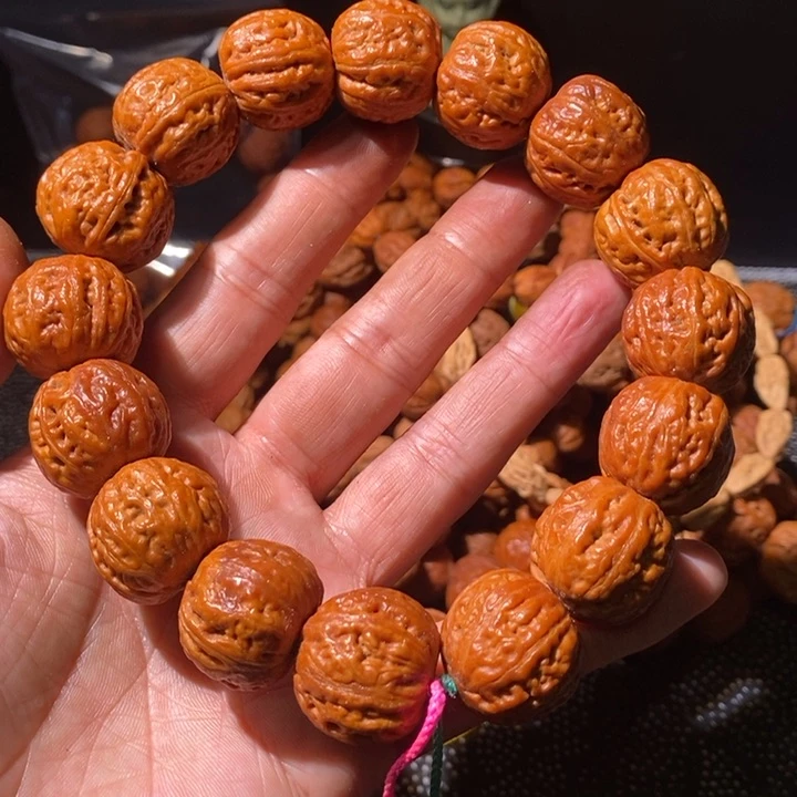 文玩核桃手串……38