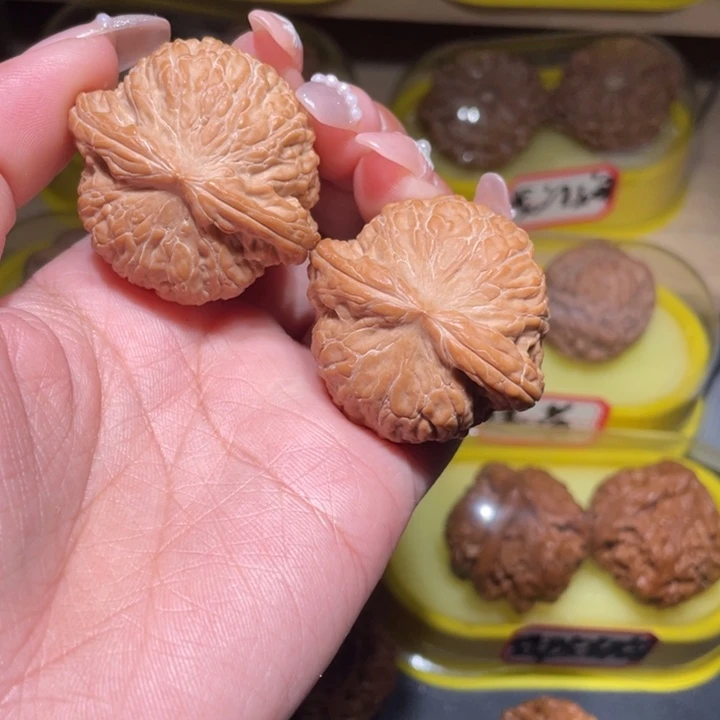 文玩核桃吊坠40平底锅