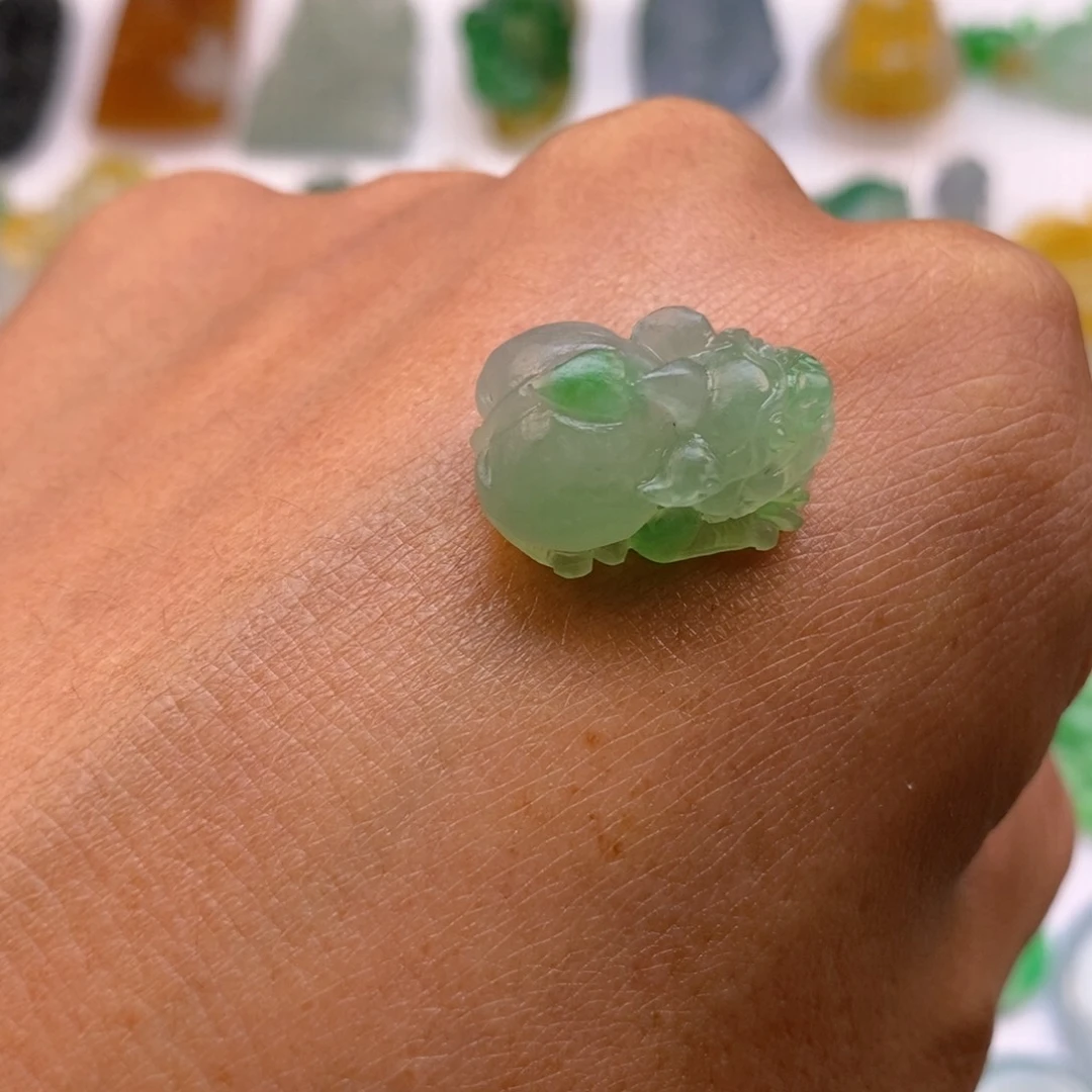 运***生定制翡翠未镶嵌貔貅